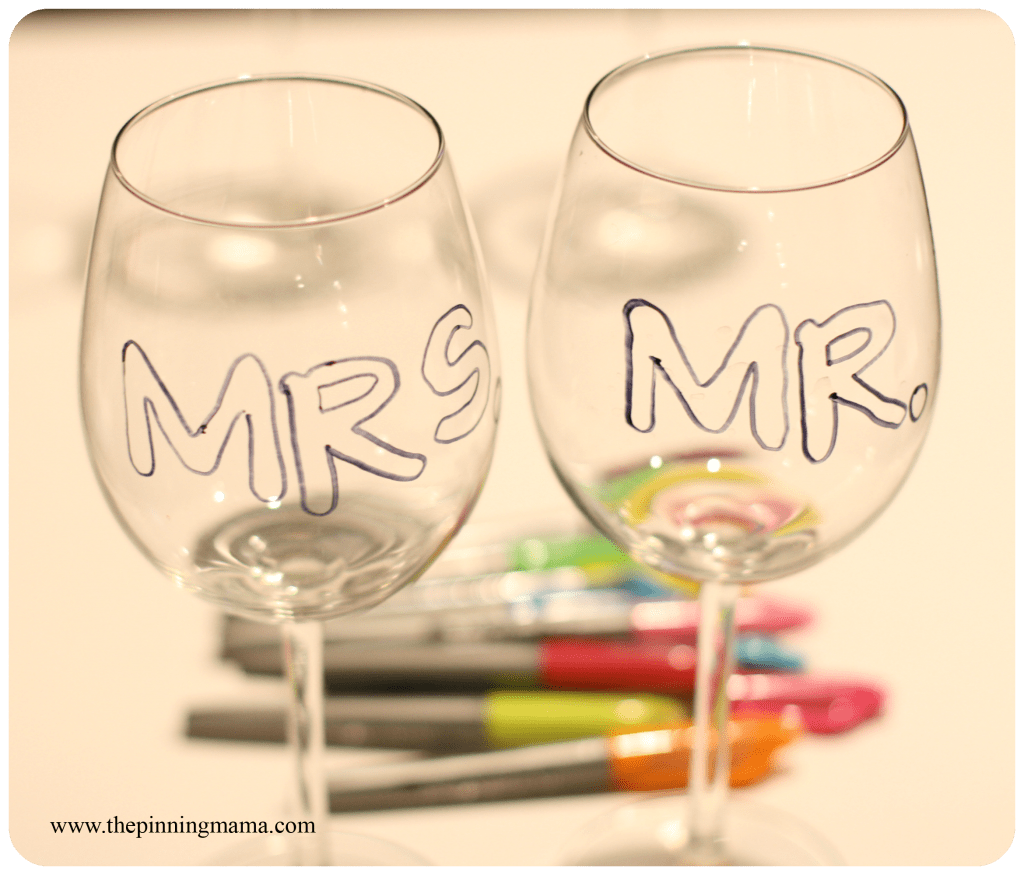 Personalized Wine Glasses www.thepinningmama.com Personalized Wine Glasses www.thepinningmama.com