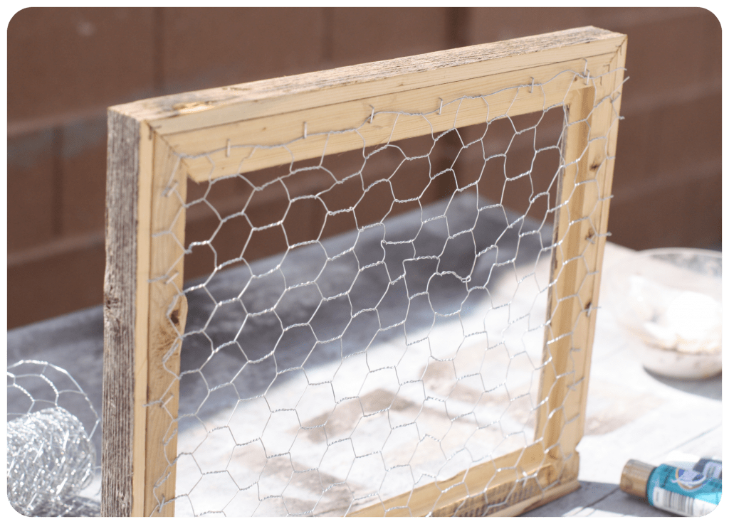how to make a jewelry organizer www.thepinningmama.com