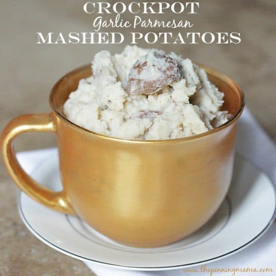Crock Pot Garlic Parmesan Mashed Potatoes recipe via www.thepinningmama.com