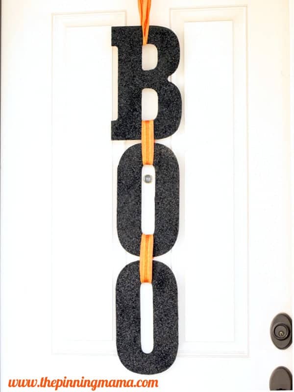 boo-Halloween-door-sign