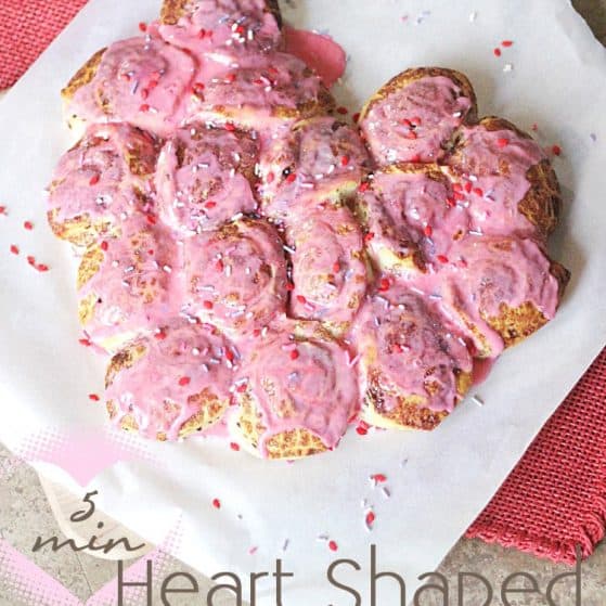 YUM! 5 minute easy Heart Cinnamon Rolls made with @Pillsburyideas cinnamon rolls!