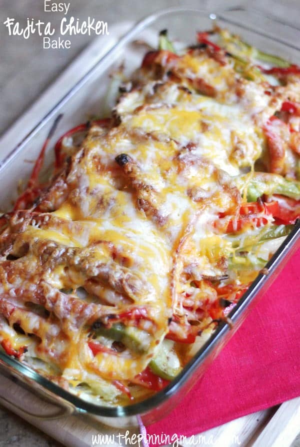 Easy Fajita Chicken Bake Recipe - Only 6 ingredients! Couldn't be easier!
