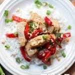 One of our favorite weeknight dinners! Only 5 ingredients to an awesome meal! Easy Thai Chicken Bake