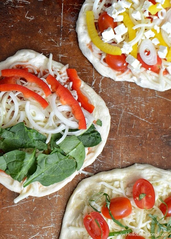 Learn how to throw a homemade pizza party ... it's easy with my tips! | Hello Little Home