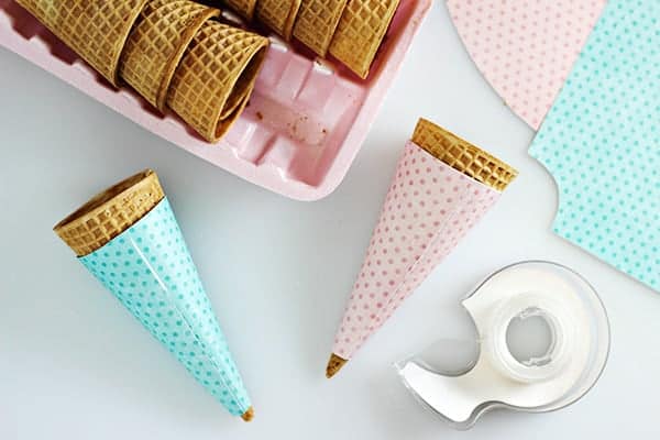 Free Printable Polka Dot Ice Cream Cone Wrappers- Aren't these the CUTEST?!