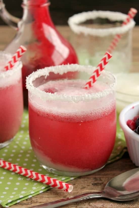 90+ sparkling drink recipes for any celebration, party or holiday gathering