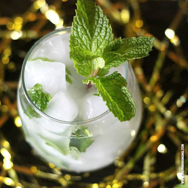 Easy virgin mojito recipe- SO DELICIOUS! Perfect for a party to have something everyone can enjoy!