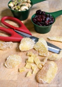 Make these delicious Chocolate Fruit and Nut Clusters in minutes! They make a great gift! | Hello Little Home for The Pinning Mama
