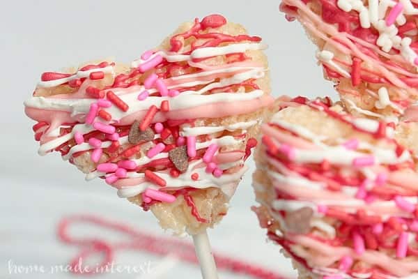 Valentine's Day Heart Pops • The Pinning Mama