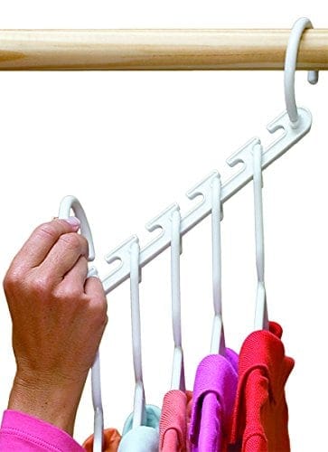 Organize a Closet: Space Saving Hanger