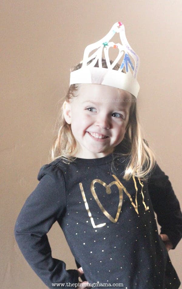 DIY Princess Crown - Free Silhouette CAMEO and Cricut Cut file (SVG, DXF, PNG, PDF)
