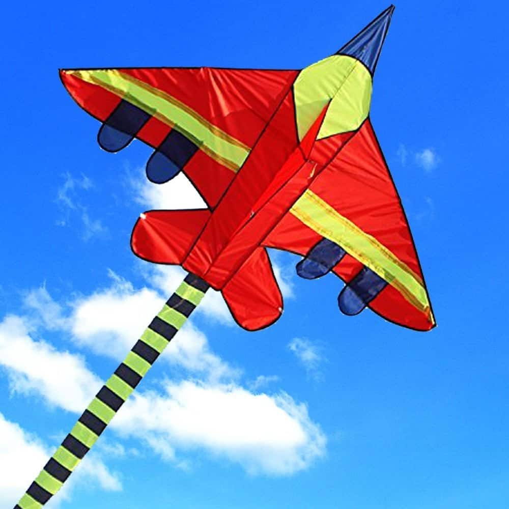 10+ Outdoor Boredom Busting Activities for Kids: Kite | www.thepinningmama.com