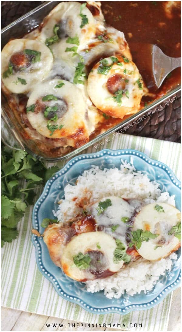 One of my favorite easy dinner recipes. Great for a family or can be scaled just for 2! Easy Hawaiian Chicken Bake recipe.