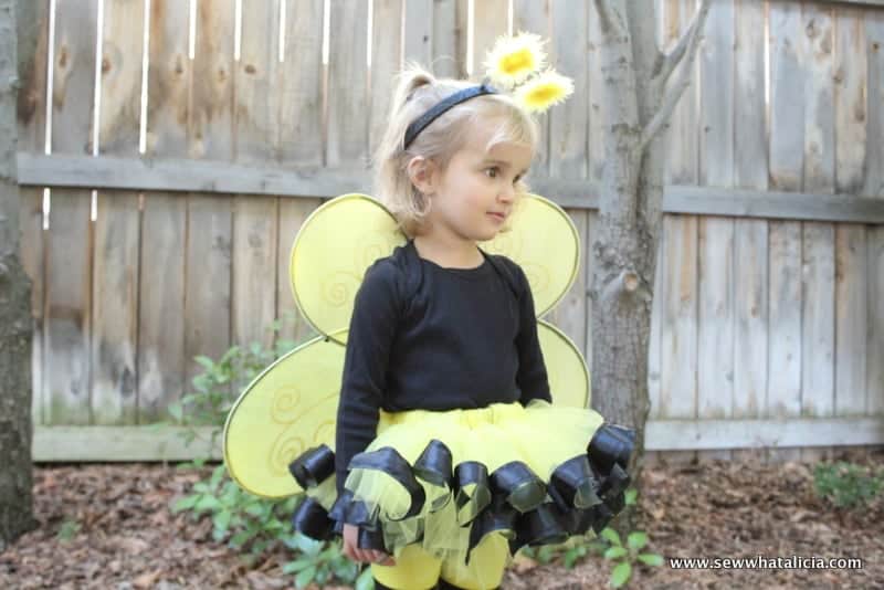 10+ Adorable Tutu Halloween Costumes: Lion | www.thepinningmama.com