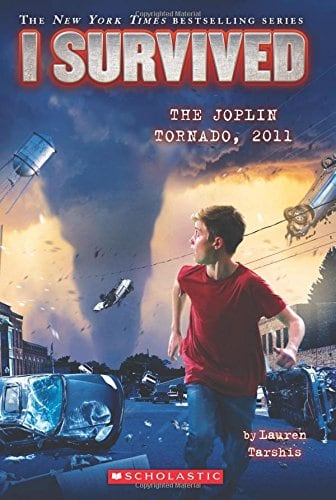 10+ Best Chapter Books for Boys: I Survived | www.thepinningmama.com