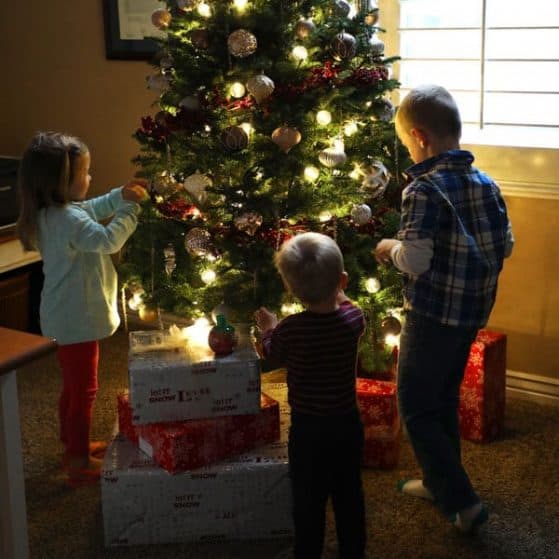 Ever wonder how much garland, how many ornaments or lights you need for your tree? This reference chart makes creating the perfect tree surprisingly easy! It has all the answers based on the size of your tree to make it so simple to create a designer tree!