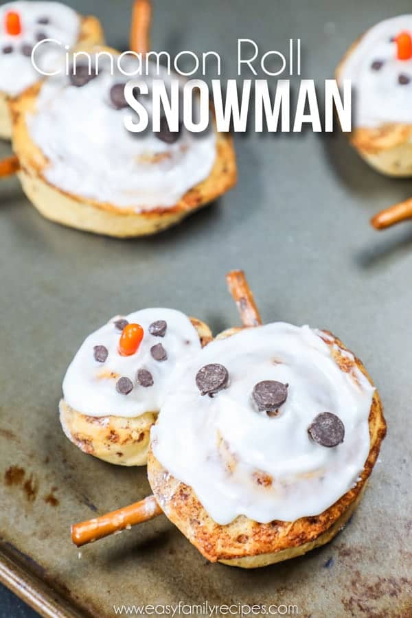 Cinnamon Roll Snowman - Easy Christmas Breakfast idea!