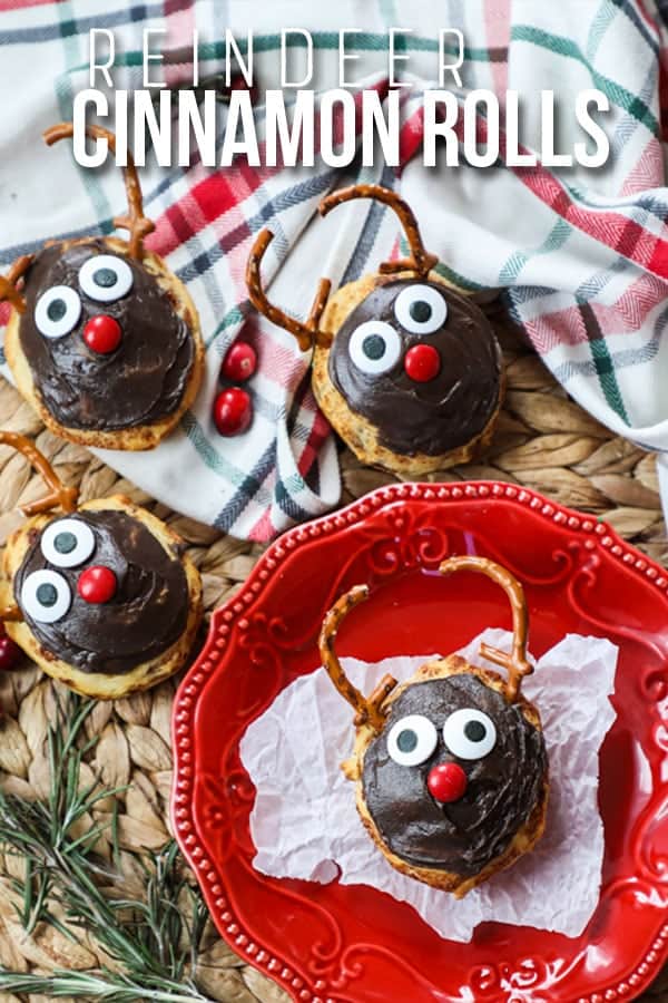 Cinnamon Roll Reindeer- Cute Christmas Breakfast idea for kids