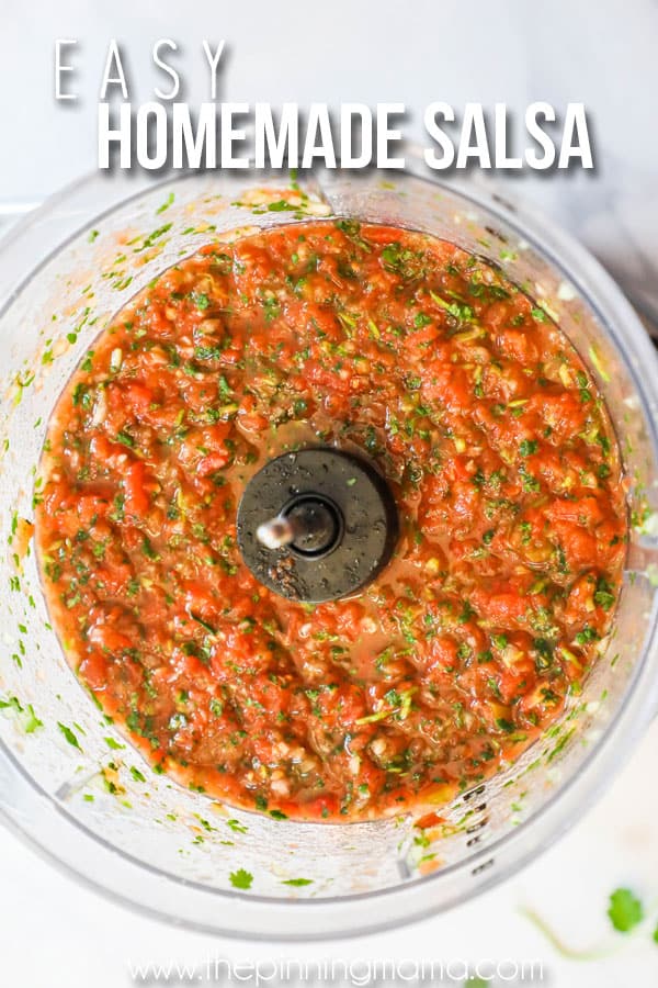 Whole30 Salsa is a crowd pleasure and easy to make in less than 10 minutes. 