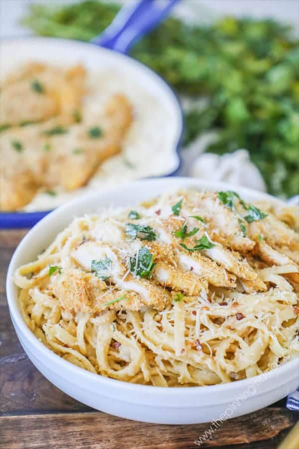 Delicious and wholesome Easy Chicken Alfredo.